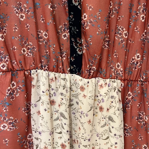 Roolee floral dress size medium - Picture 5 of 6